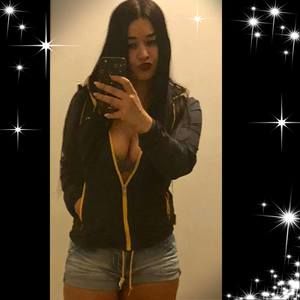 Meet your Posher, Iris